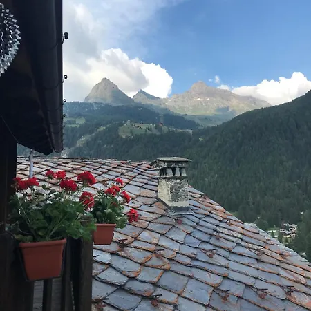The Rascard Apartamento Champoluc